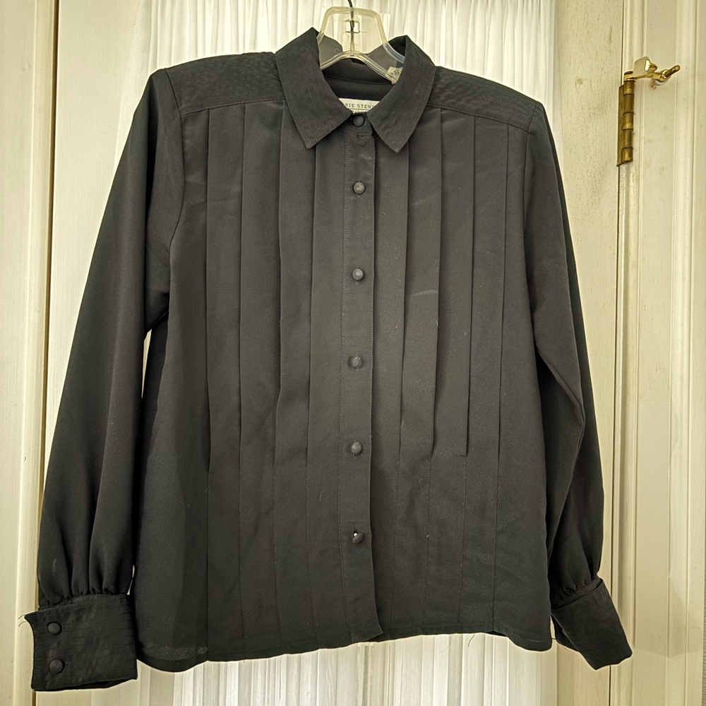 Vintage Women's Black Blouse